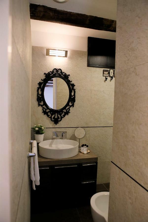 Vicere Apartments By Domusextra Napoli Dış mekan fotoğraf