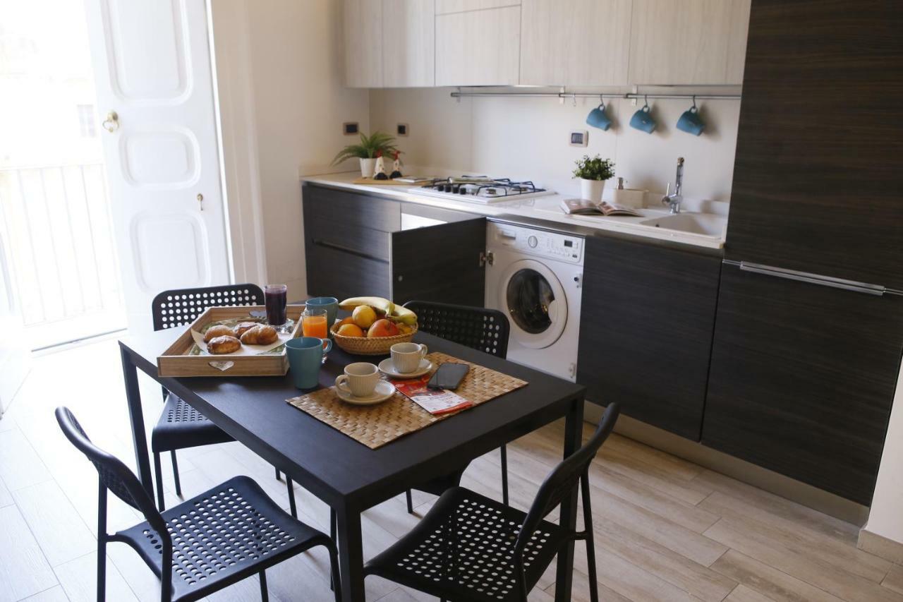 Vicere Apartments By Domusextra Napoli Dış mekan fotoğraf